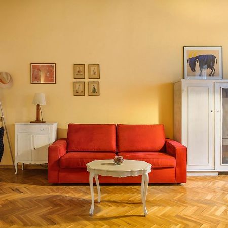 “Gem In Luxurious Street” Wi-Fi Apartment Florenţa Exterior foto